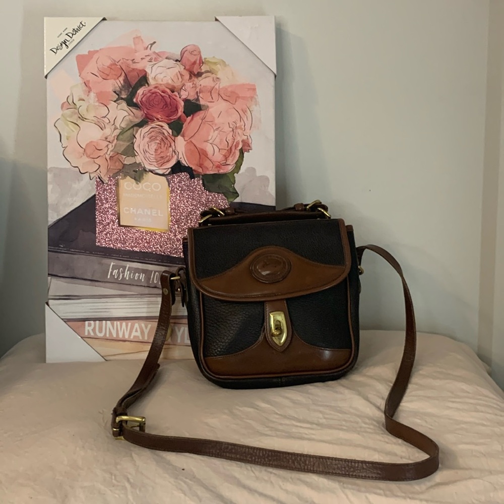 Vintage 1980s Dooney & Burke crossbody